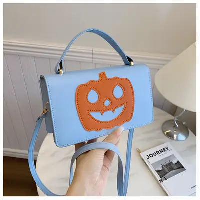 Women's Halloween Pumpkin Smiley Shoulder Bag 2024