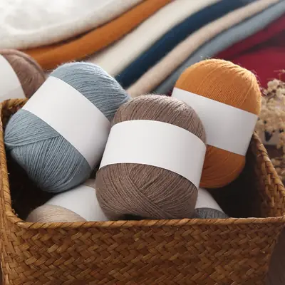 Factory wholesale three-strand cashmere wool hand-woven medium-thick cashmere yarn knitted scarf wool group woven foreign trade materials