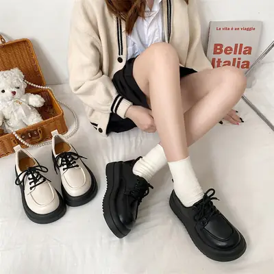 Women British Style Black Leather Muffin Shoes with Thick Bottom