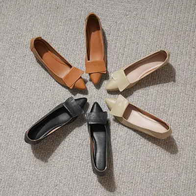 Women's Beige Chunky Heel Flat Shoes