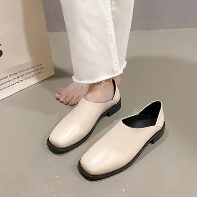 Women's Black Leather Slip-On Loafers Flat Bottom 2024
