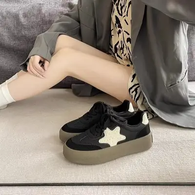 Women Retro Forrest Gump Sneakers Black White Thick Soled
