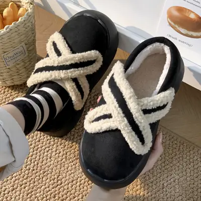 Women's Fleece Lined Winter Slippers Brown
