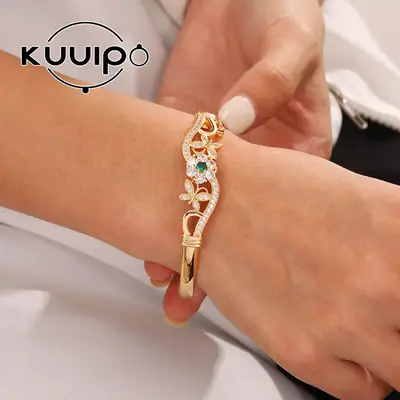Hollow Butterfly Bracelet with Diamond & Green Stones