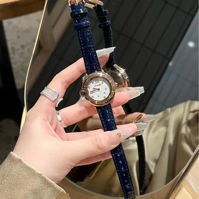 Women Pearl Diamond Dial Quartz Watch Red Leather Band
