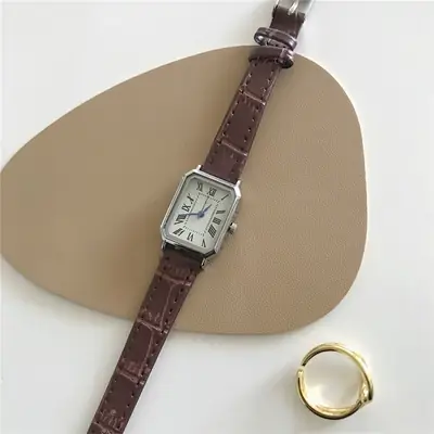 Vintage Women's Watch Barrel Shape Quartz Green Leather