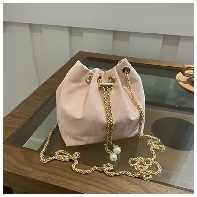 Korean Style Silver Chain Crossbody Bag 2024