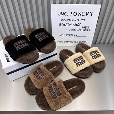 High-End Trendy Brand Thick-Soled Furry Slippers for Women 2025 New Style m Color-Blocked Suede Slip-On Slippers for Autumn and Winter Wear Cotton Slippers