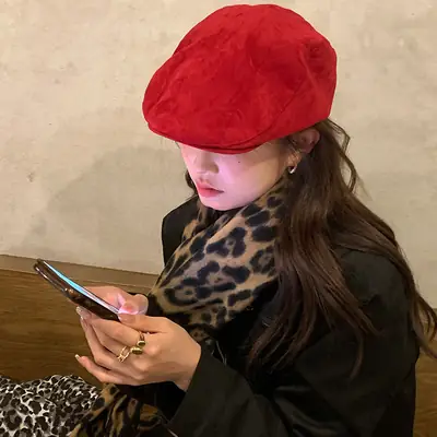 Women Red Suede Ankora Cap Autumn Winter Face Duckling Beret