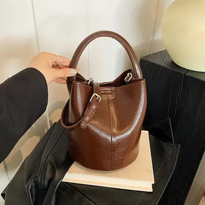 Women's Silver Crossbody Bag 2025 Fashion