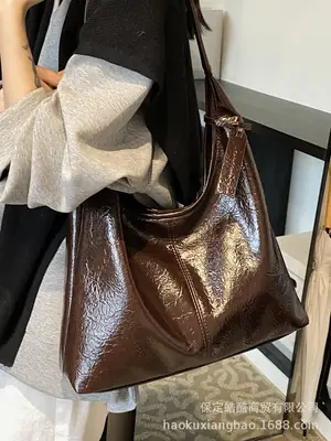Brown Leather Shoulder Bag for Women 2024