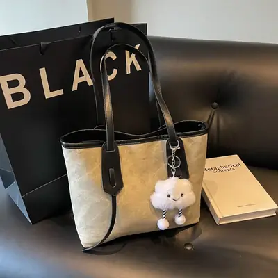 Women's Retro Fashion Shoulder Bag with Cloud Charm