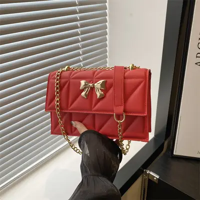 White Butterfly Magnetic Buckle Chain Shoulder Bag