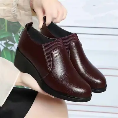 Women's Wedge Leather Shoes Black Brown Spring Autumn