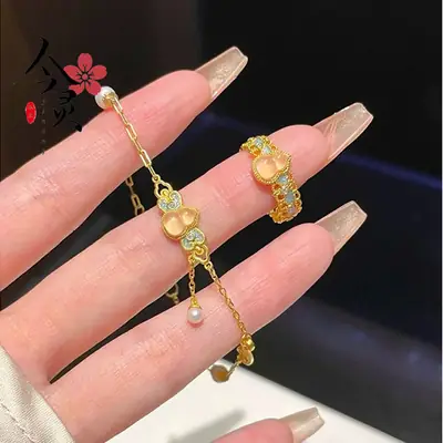 Gold Enamel Point Diamond Bracelet for Women