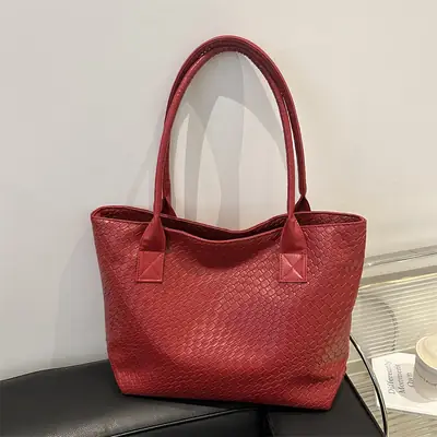 Women Woven Textured Shoulder Bag Large Capacity 2024