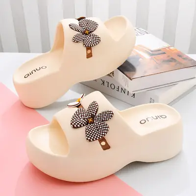 Women's Black Rhinestone Clover Slippers