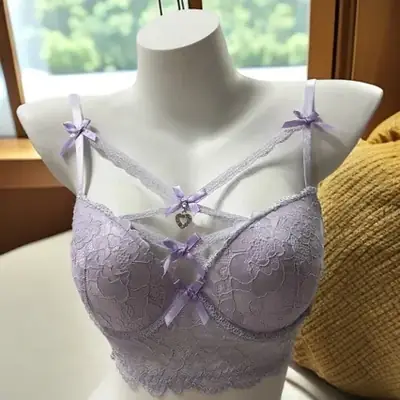 Pink Lace Push-Up Bra Set with Heart Pendant