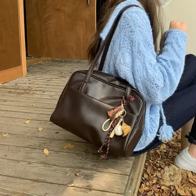 Korean Style Large Capacity Shoulder Bag Women's Autumn 2025 New Retro Underarm Bag All-match Large Capacity Tote Bag