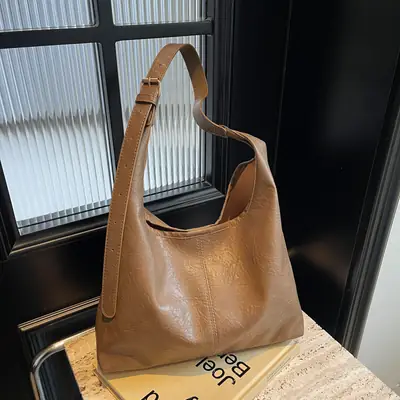 Retro Winter Shoulder Tote with Underarm Bag Set