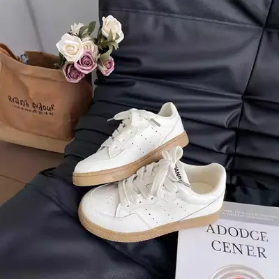 Factory Direct Sales 2025 Winter New High-Looking Sports and Leisure White Shoes Lace-Up Versatile Comfortable Breathable Sneakers