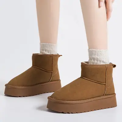 Women's Black Fleece Lined Snow Boots G9902