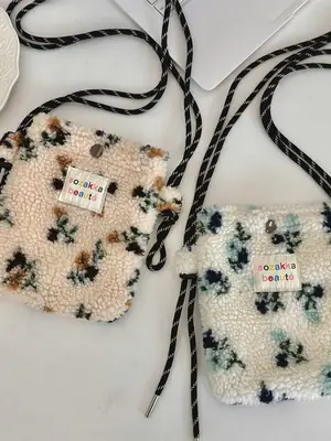 Cute Plush Flower Shoulder Bag for Women