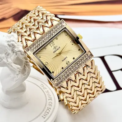 Women's Square Diamond Wavy Strap Quartz Watch