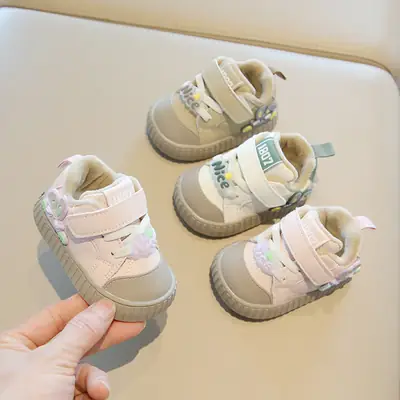 Winter new cotton shoes men baby toddler shoes soft bottom baby shoes 0 a 1 year old key shoes women's treasure cotton shoes cartoon