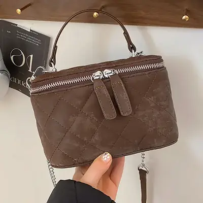 Black Diamond Chain Shoulder Bag 2024
