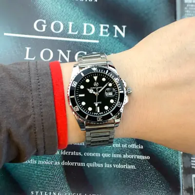 Men's Black Green Quartz Watch with Butterfly Buckle