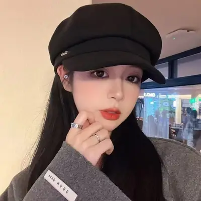 Women's Korean Painter Cap Autumn Winter Face Protector