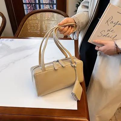 Women's Black Leather Shoulder Bag 2024 Korean Style