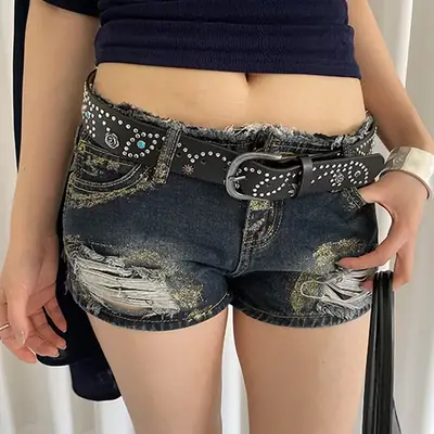 Women's Rivet Belted Jeans Shorts with Retro Design