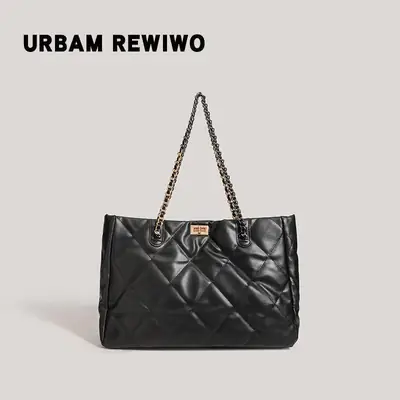 Black Quilted Chain Handbag for Women 2026