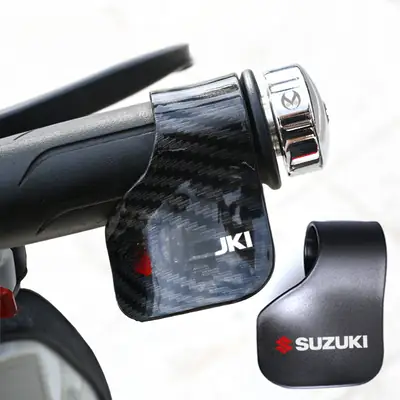 Motorcycle throttle handle clip for constant speed cruise assist