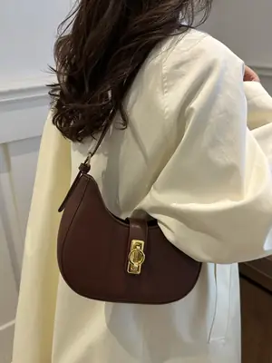 Black High-end Women's Shoulder Bag with Gold Clasp