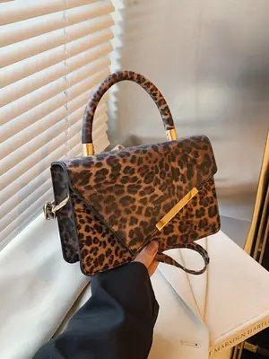 Leopard Print Vintage Shoulder Bag 2024