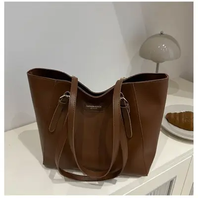Brown Large Capacity Women's Shoulder Bag 2024