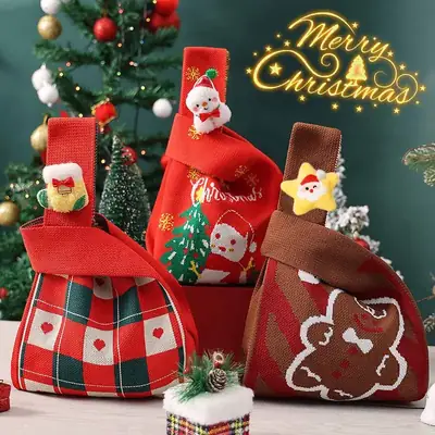 Cross-Country Knitted Candy Bag for Kids Christmas Eve Gift