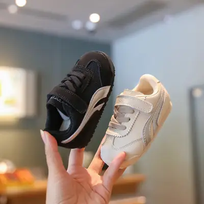 Baby Girl Toddler Shoes Spring and Autumn Soft-soled White Shoes Non-slip Breathable Baby Shoes fleece-lined All-match Girls' Board Shoes