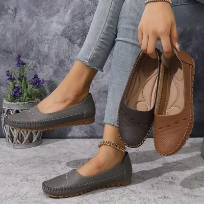 Large Size New Foreign Trade Stitching Laser Women's Flats Loafers Foreign Trade Cross-Border E-Commerce Supply Retro
