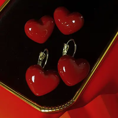 New Ankora Red Heart Ear Buckle Jewelry