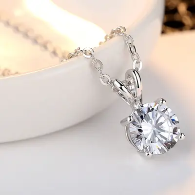 Korean Fashion Zircon Pendant Necklace for Women