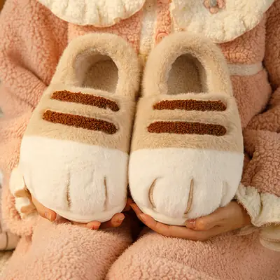 Wholesale autumn and winter cute cat's claw cotton shoes fleece-lined thickened cute couples outdoor wear home indoor cotton slippers