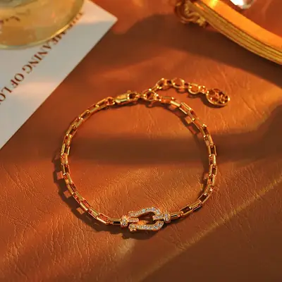 Zircon Rose Gold Horseshoe Bracelet for Women