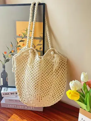 Women's Handmade Woven Straw Tote Bag Beige