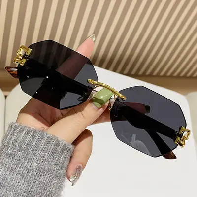 Vintage Wood Grain Sunglasses for Men European American Driving