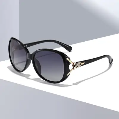 Women Polarizing Sunglasses Anti-Ultraviolet Black