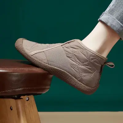 Women's Non-Slip 2025 Winter New Fashion Casual Waterproof Warm Flat Cotton Shoes with Fleece Lining and Thickened Snow Boots Short Boots